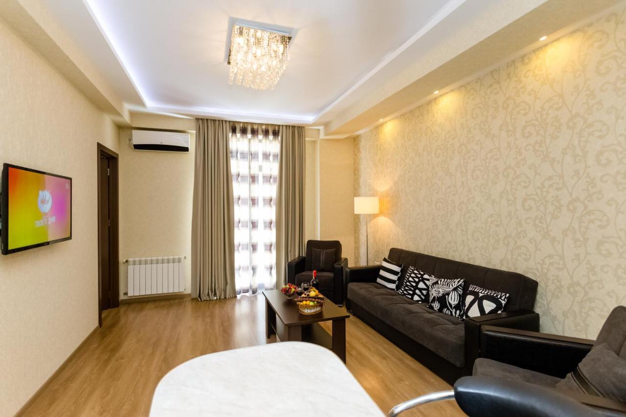 New! - Downtown Apartment Tbilisi ภายนอก รูปภาพ